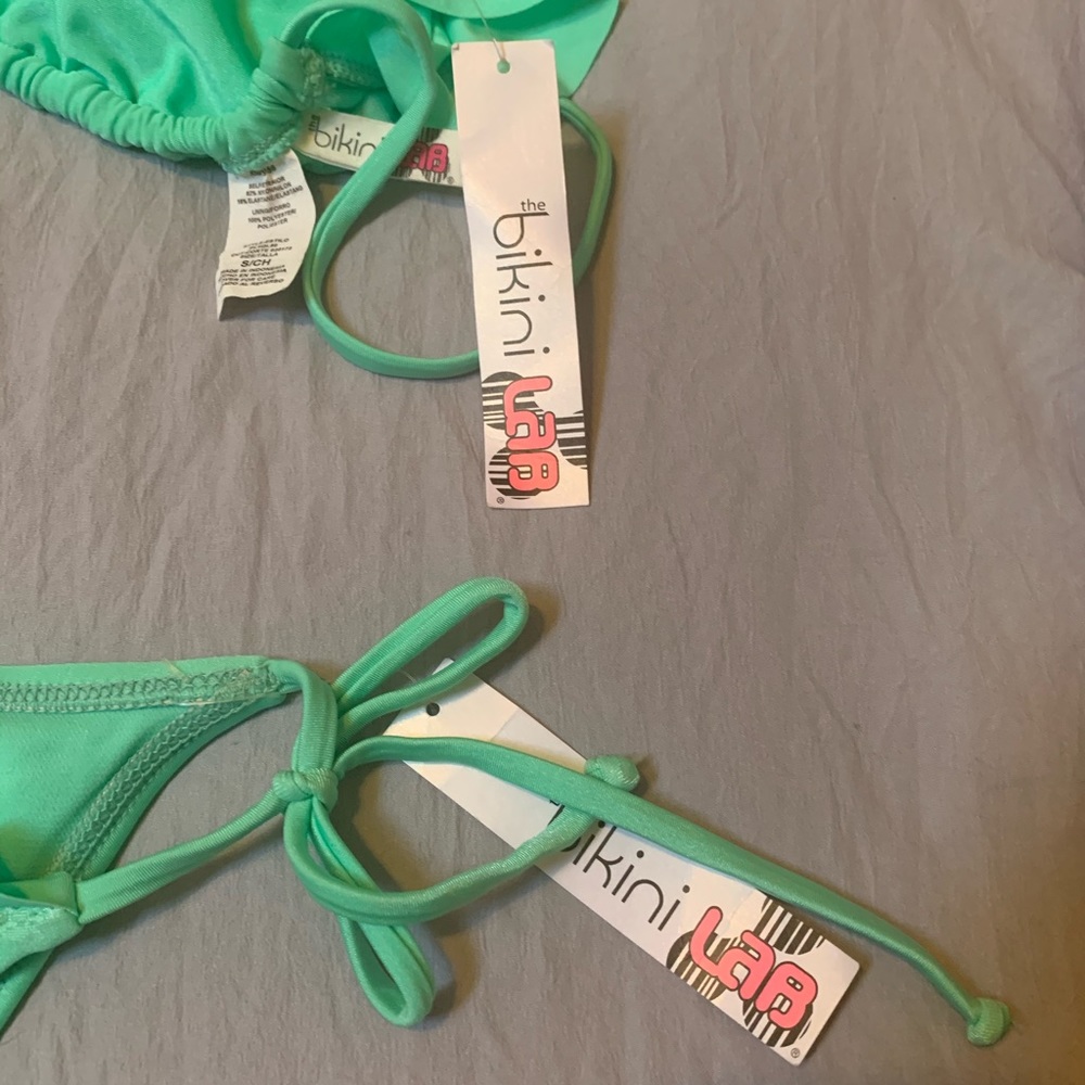 Bikini Lab Green Ruffled Bikini Size Small NWT - Picture 2 of 5